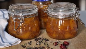 3 jars of fresh mango chutney