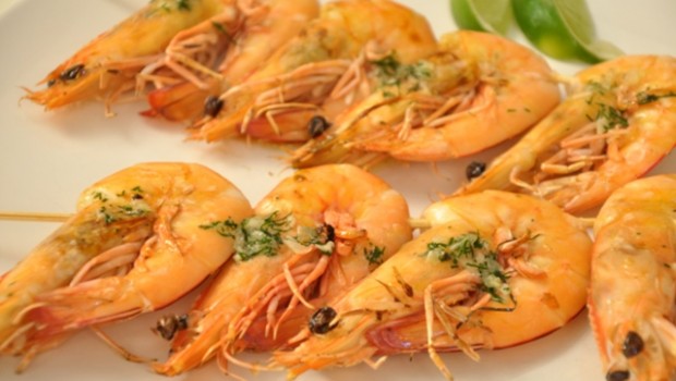 Prawns in dill and garlic butter