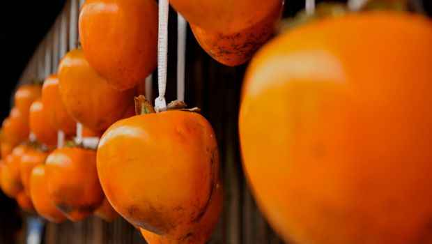 An image of drying persimmons in Japan