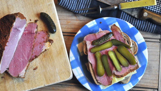 Pastrami on rye with pickles